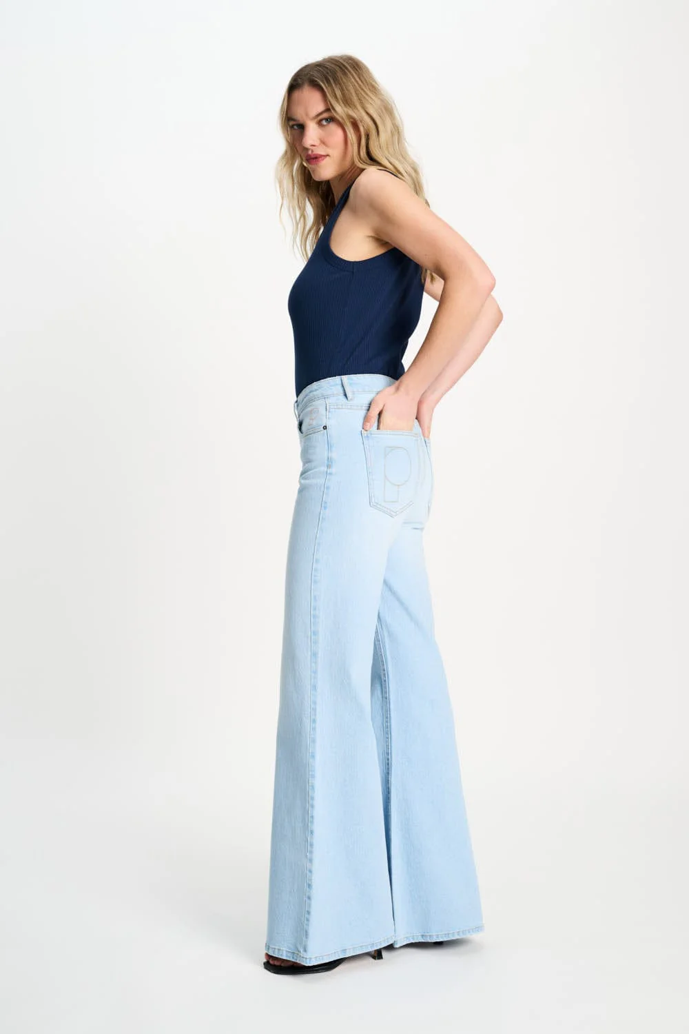 JEANS - Flare Light Blue