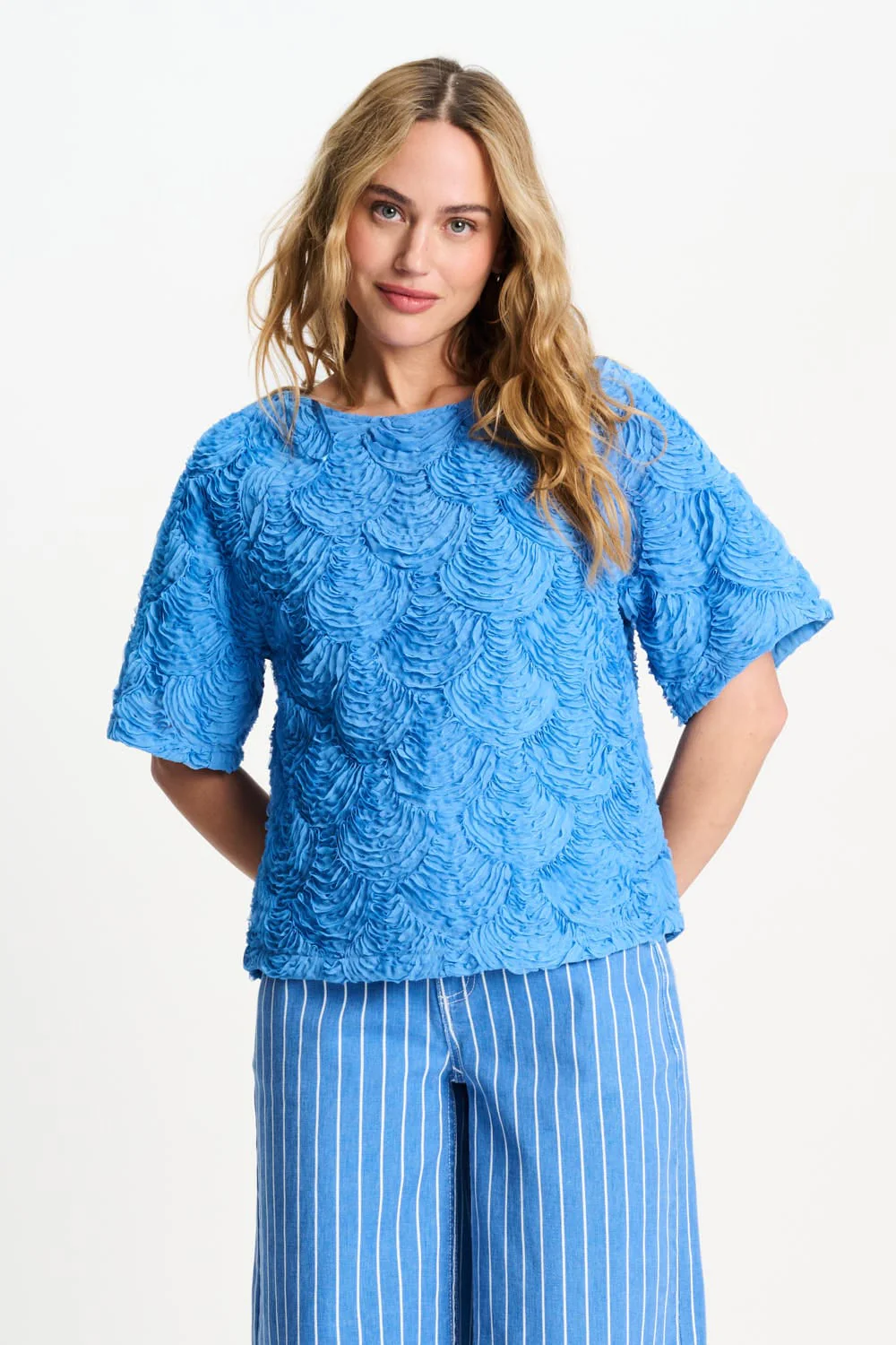 TOP - Flora Smashing Blue