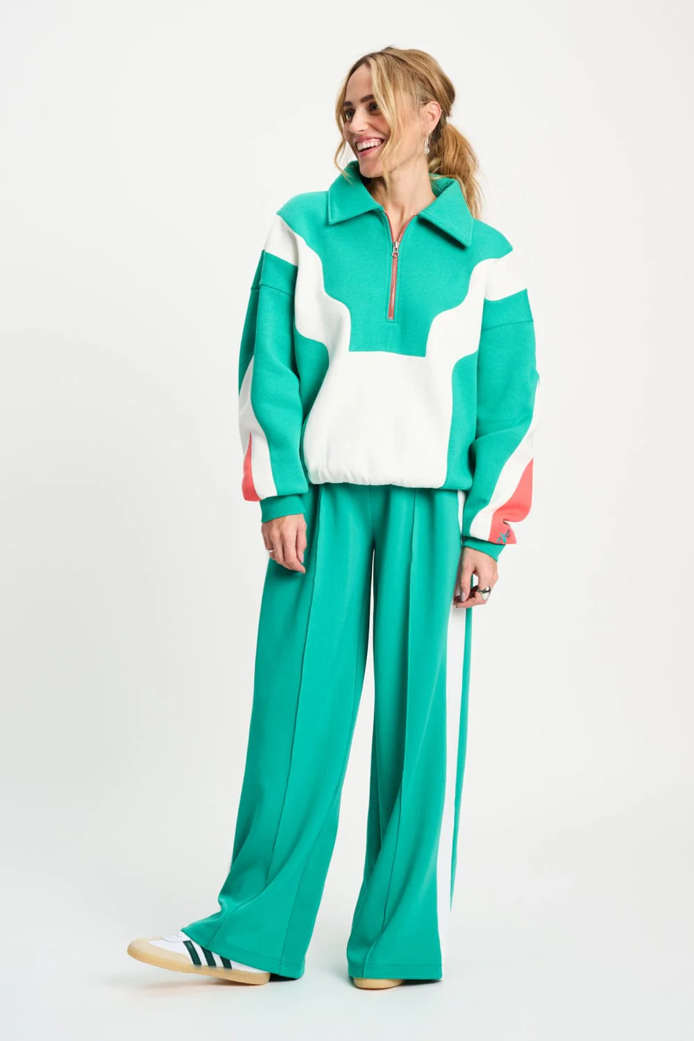 SWEATER - Colourblock Game On