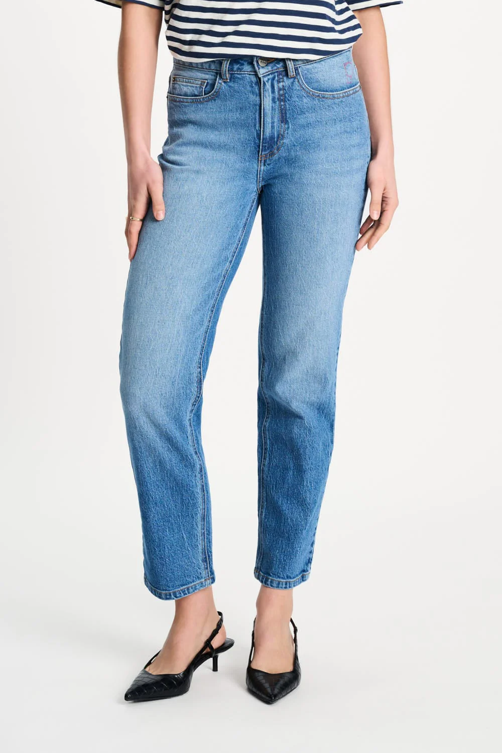 JEANS - Tapered Mid Blue