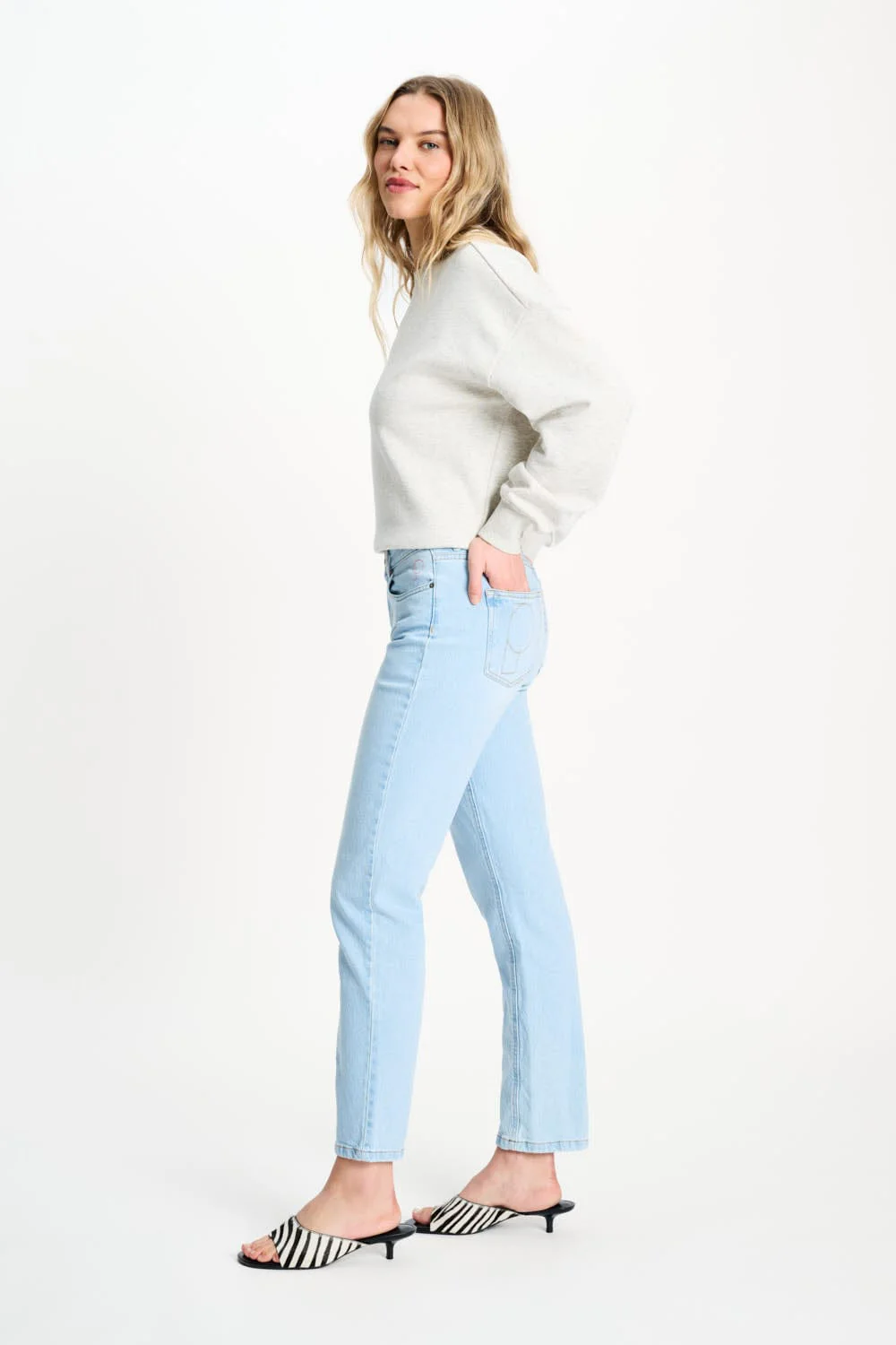JEANS - Tapered Light Blue