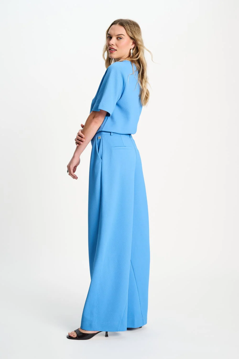 BROEK - Barrel Smashing Blue