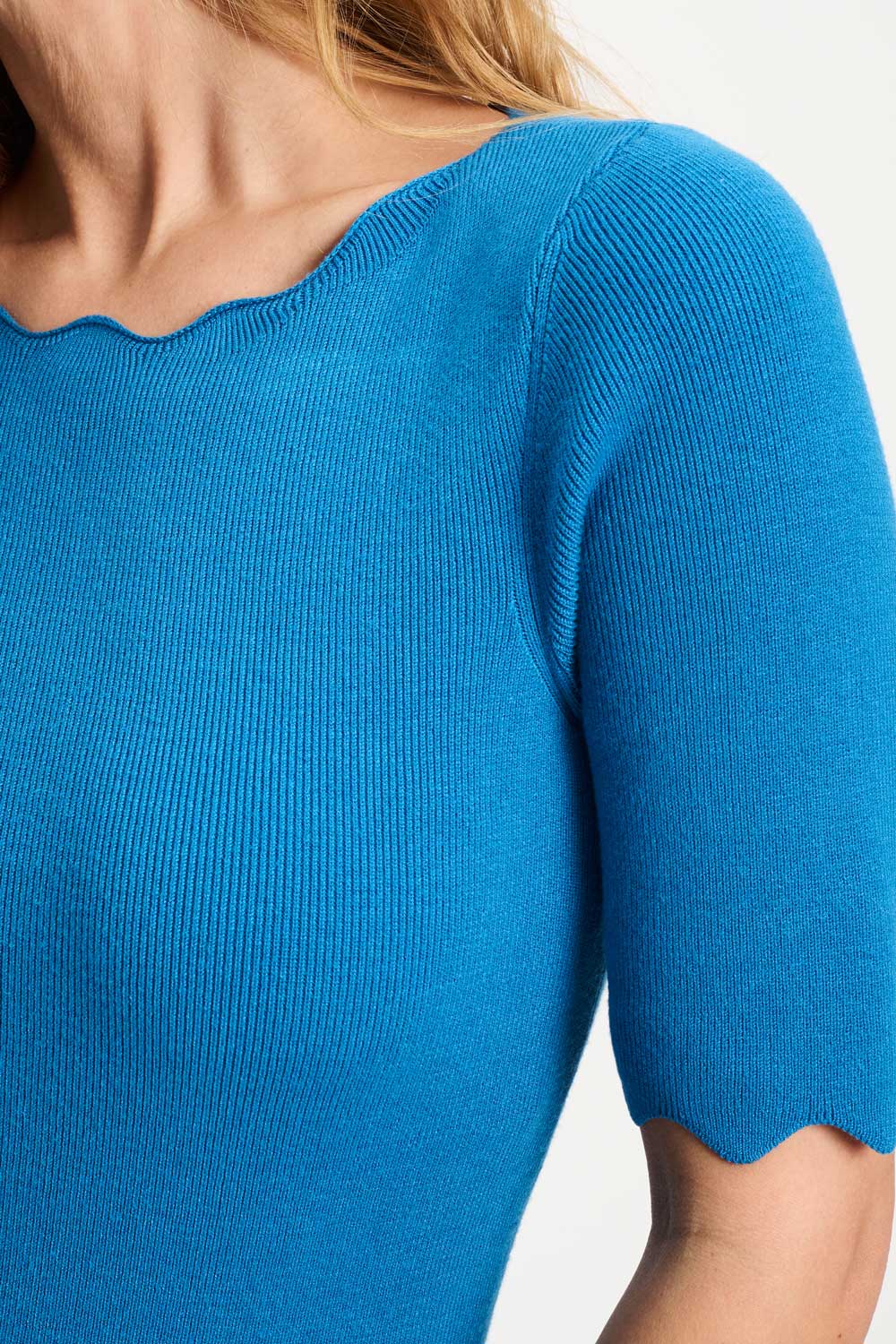 TOP – Bo Smashing Blue