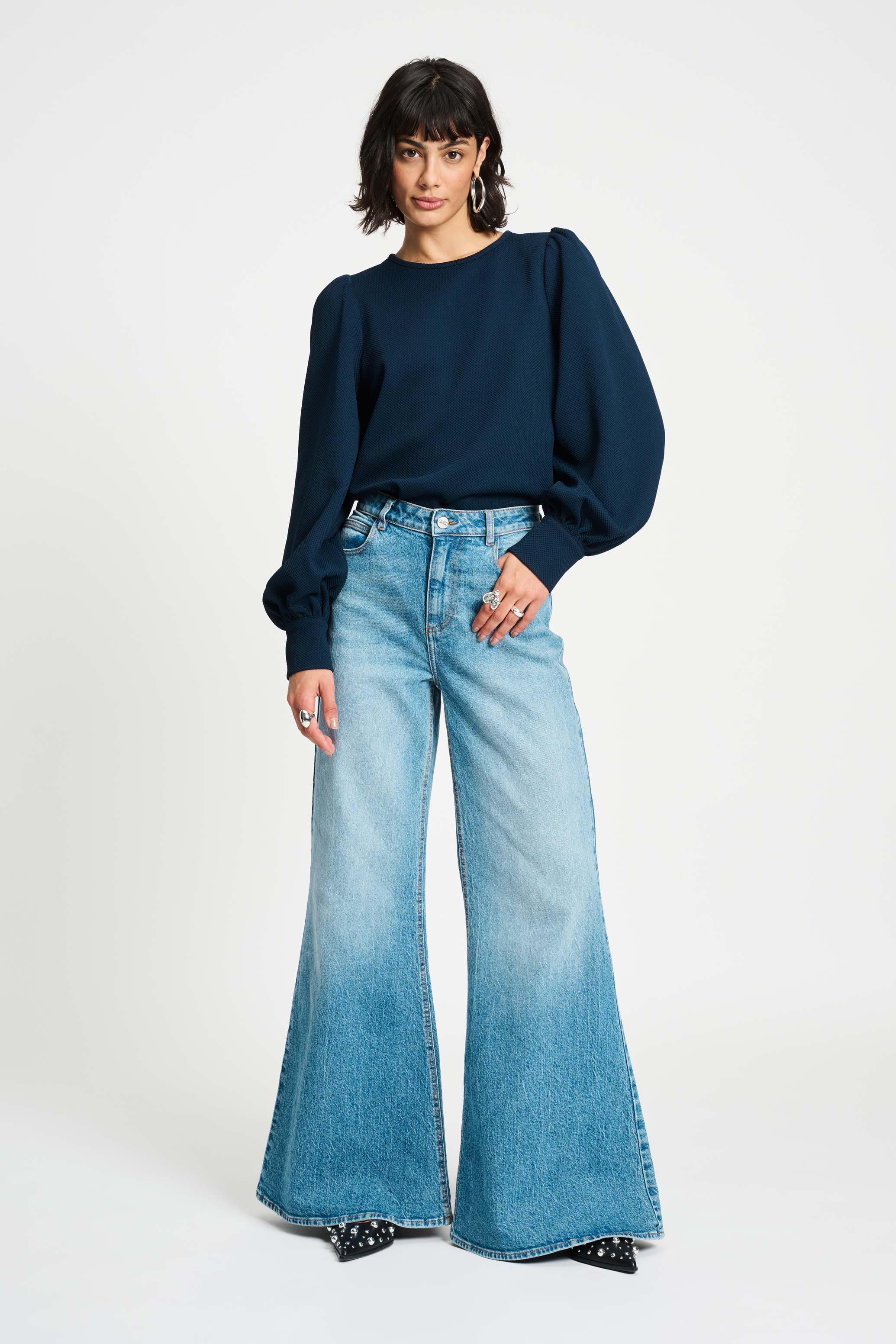 JEANS - Flare Mid Blue
