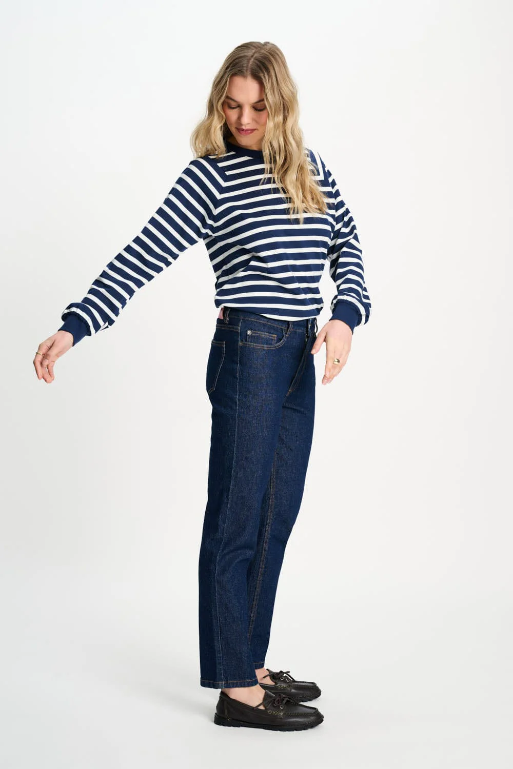 JEANS - Tapered Dark Blue