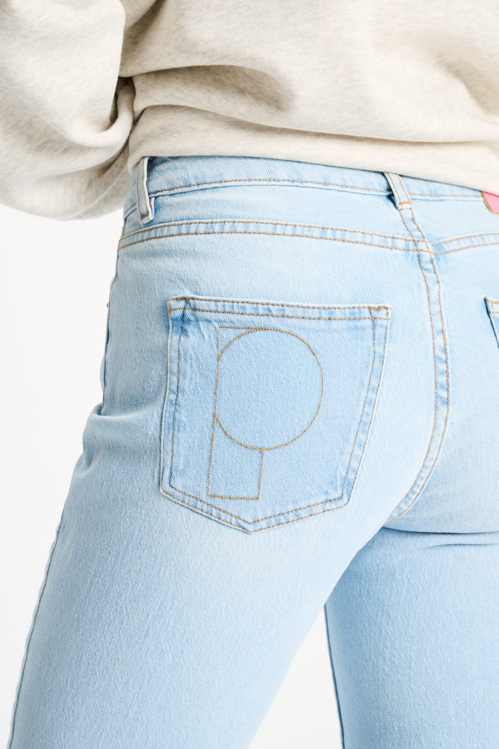 JEANS - Tapered Light Blue