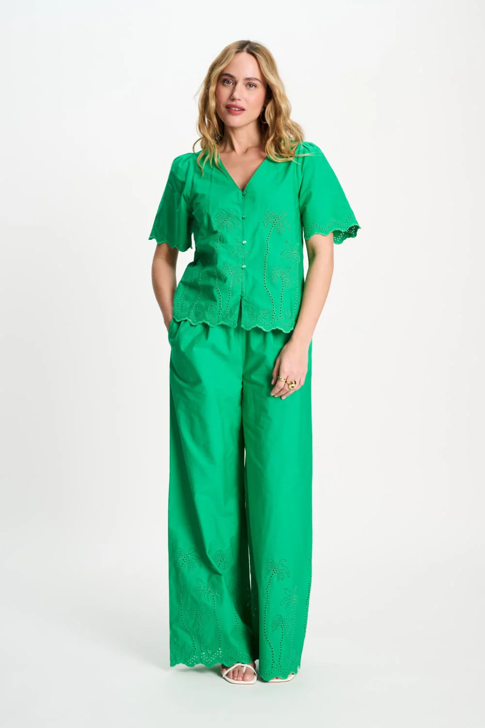 BLOUSE - Broderie Anglaise Palm Green